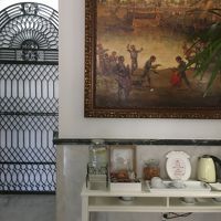 ロビーには飲み物のサービスコーナーがあります。