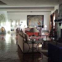 リビングには暖炉も