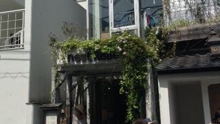 nR table 表参道店