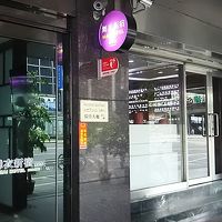 入口は小さいのでちょっと分かりにくいかも