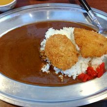 あしたかカツカレーにアジフライのトッピング