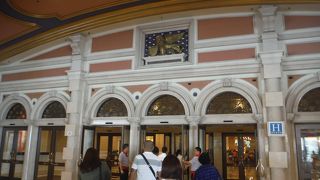 とにかく広い！