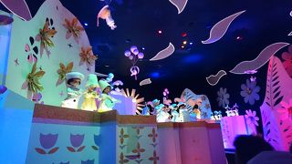 ゆったりと眺められるアトラクション