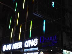 バリーズ シーロム 写真