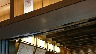 結構混み合うが座れる確率高し