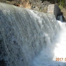 虹がたくさん見える