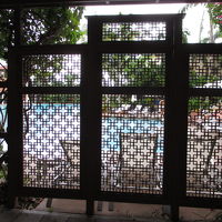 プールへの入り口