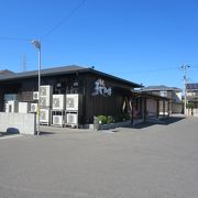 桜がモチーフの、お洒落なカフェです♪