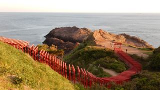 日の出とともに