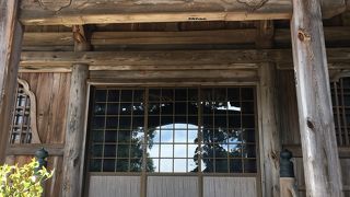 登山道の途中にあります