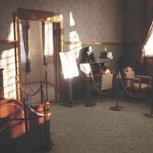 部屋の中も順路になっている。