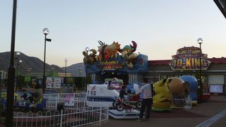 小さな遊園地。