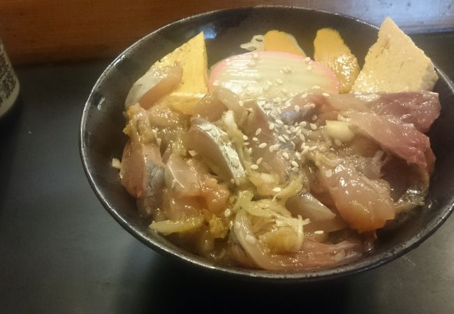 鰺たたき丼1000円消費税込み