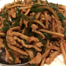 チンジゃオロース丼　ラーメン付き