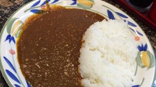 梅田阪神改札横のカレーのミンガス、美味い！