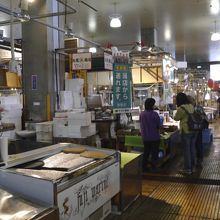 人もそう多くなかった。