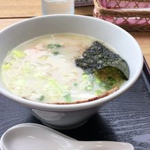 沖縄塩を使った塩ラーメン