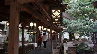 狭い敷地だが工夫がされている