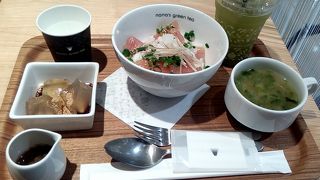 お昼でも空いてる