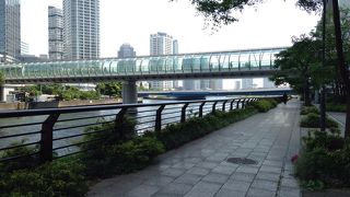 実用より外観をとったのか