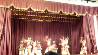 座席は全席指定