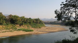 ルアンパバーンでメコン川と合流する