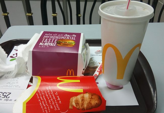 何気にルクソール神殿前という好立地