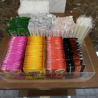 フロント前に置かれた無料ドリンク類