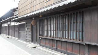 京都伏見は酒造りの名所です
