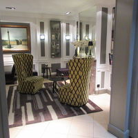 ロビーは小さい