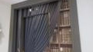 ル スタンダール プラス ヴァンドーム ホテル パリ エムギャラリー コレクション