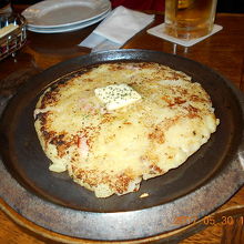 なんといってもジャーマンポテトは絶品です。