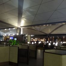 プラザプレミアムラウンジ