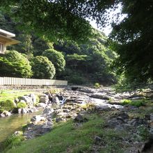 大谷山荘横をもっと進むと絶景