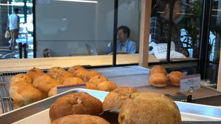 パンはもちもち系