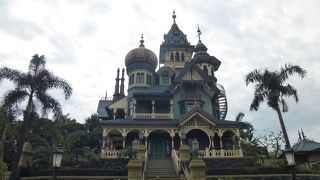 香港オリジナルのアトラクションです。