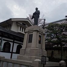 大石内蔵助の像