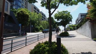 文化へと続く坂