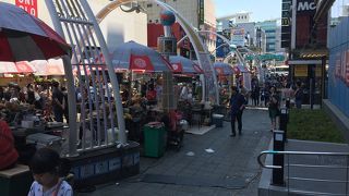 にぎわってます！