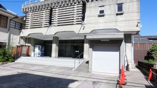 もっと色っぽい建物かと思っていた