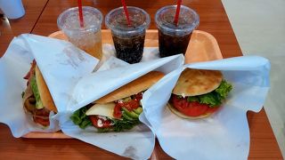 軽井沢フラットブレッズ 土岐プレミアムアウトレット店