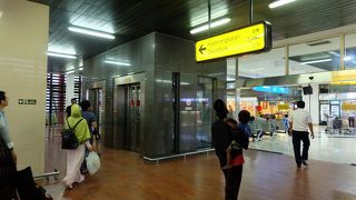 バリ島へ乗継、ターミナル２からターミナル３への行き方！