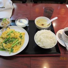 ニラと玉子炒めランチ650円