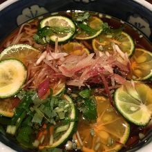 これがすだち蕎麦。