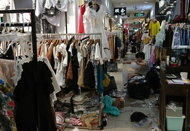 七浦興旺服飾市場