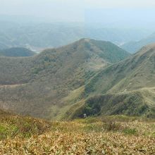 男三瓶から子三瓶、孫三瓶を見下ろす