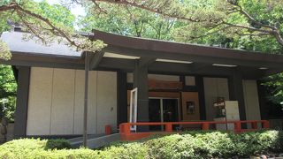 鎧兜が展示されています