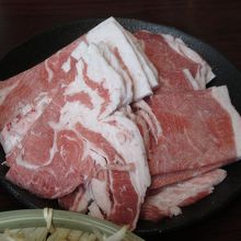 一皿目のラム肉です。