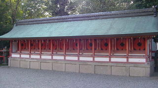 10の社が一列に