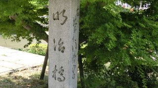 橋周辺は時代劇の舞台に